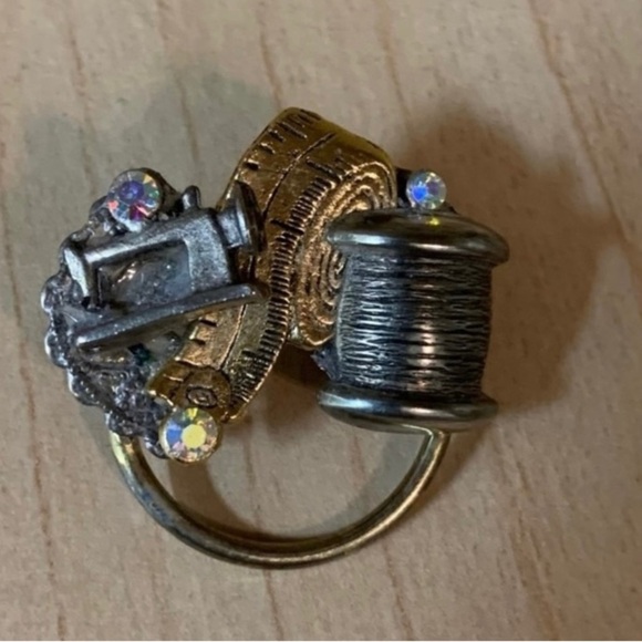 Sewing Machine Brooch Pin-Gold Tone-Thread Measuring Tape-Rhinestones Silver - Picture 2 of 4